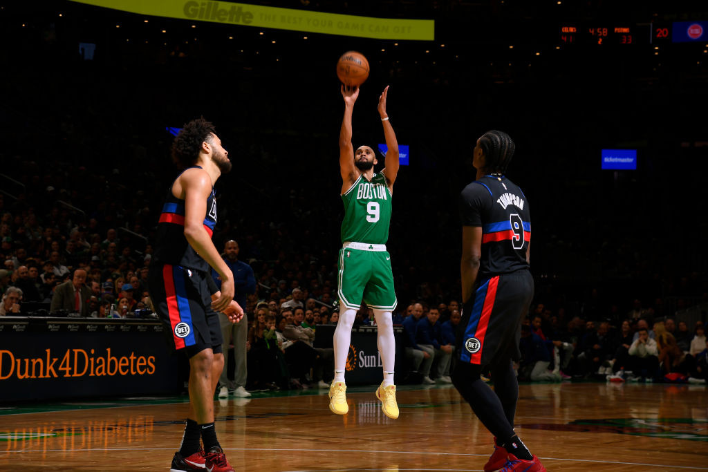 Gempuran 20 Tripoin Celtics Menghancurkan Pistons