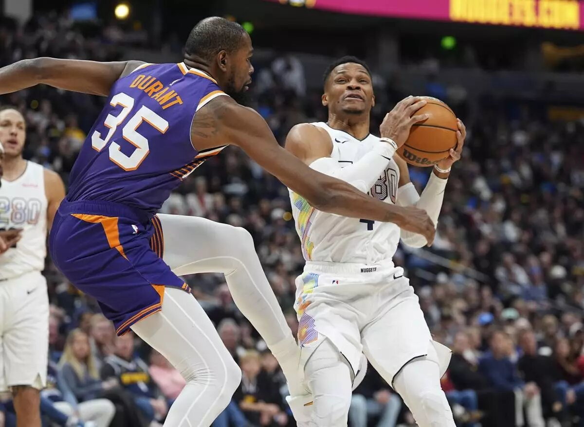 Bersama Jokic, Westbrook Bawa Nuggets Melumat Suns