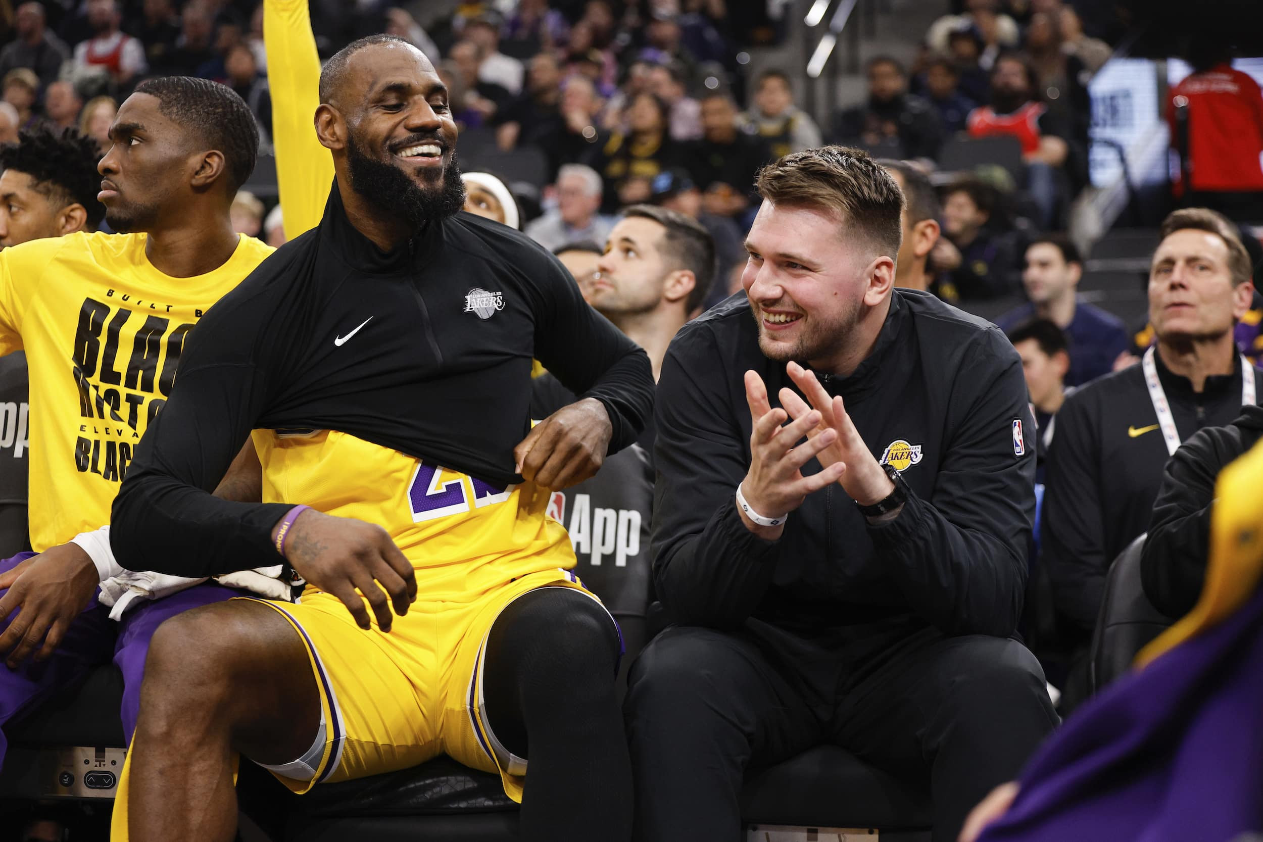 LeBron James Bersemangat Menatap Paruh Musim Kedua Bareng Luka Doncic